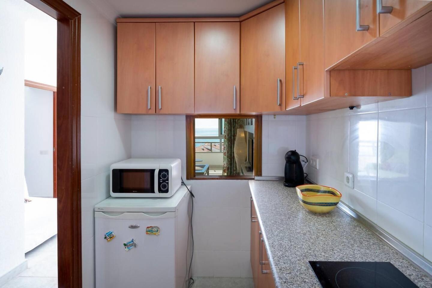 Stunning Apartment 50 Meters From The Sea Benalmádena Exterior photo