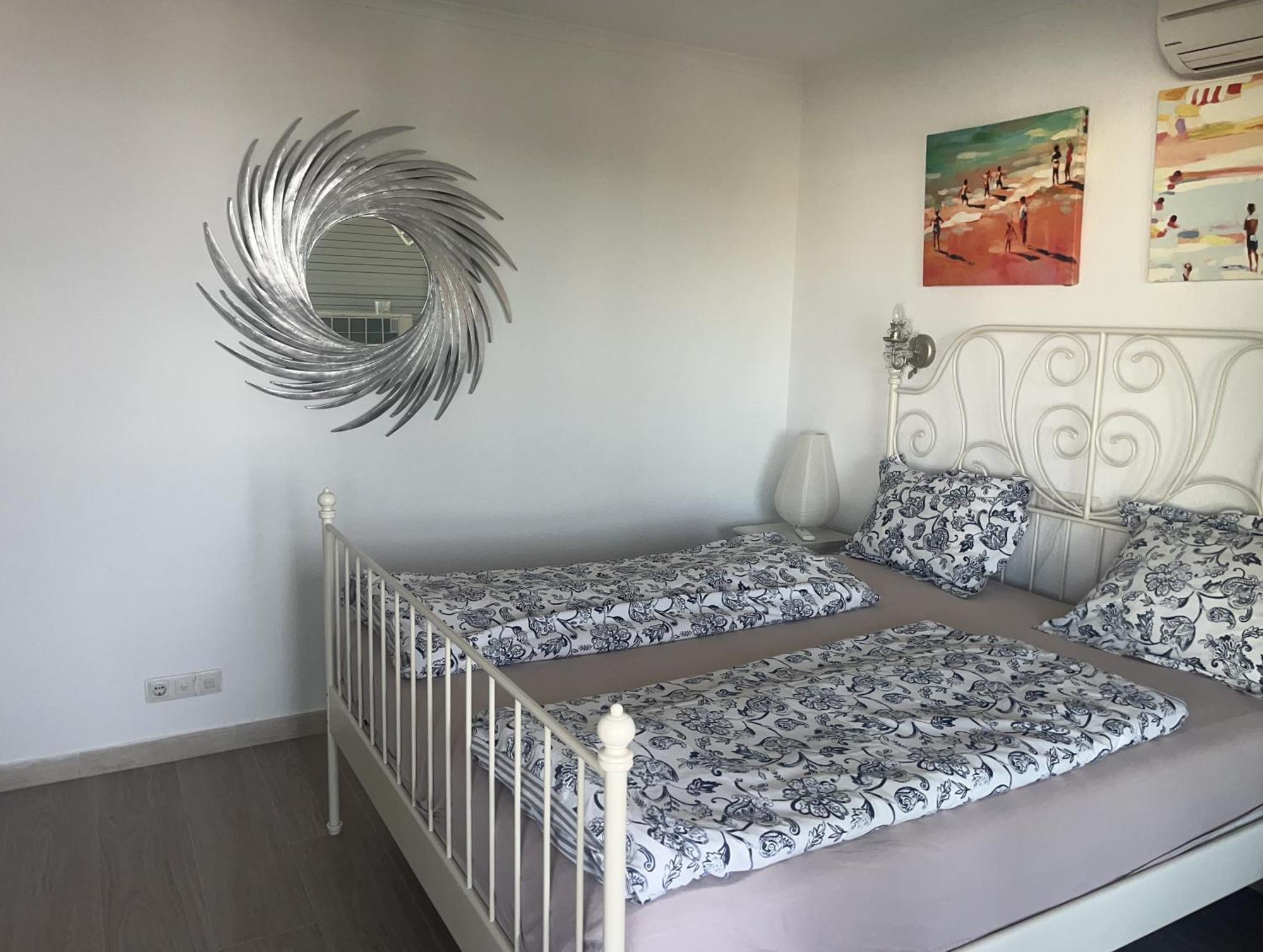 Stunning Apartment 50 Meters From The Sea Benalmádena Exterior photo